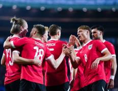 IM体育官方网-罗马尼亚击败奥地利，欧洲杯预选赛赛场风云的简单介绍