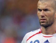 IM体育动画直播通道-绝境之光，马丁内利独扛大旗，西班牙奇迹翻盘勒沃库森