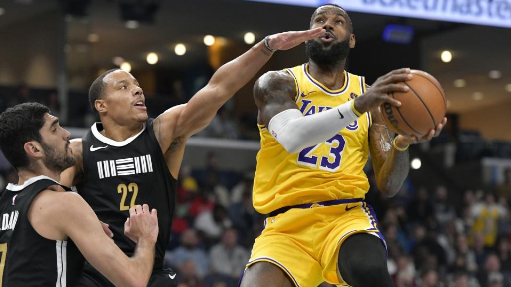 IM体育App下载-关于灰熊轻取湖人，丹尼·格林送出助攻的信息