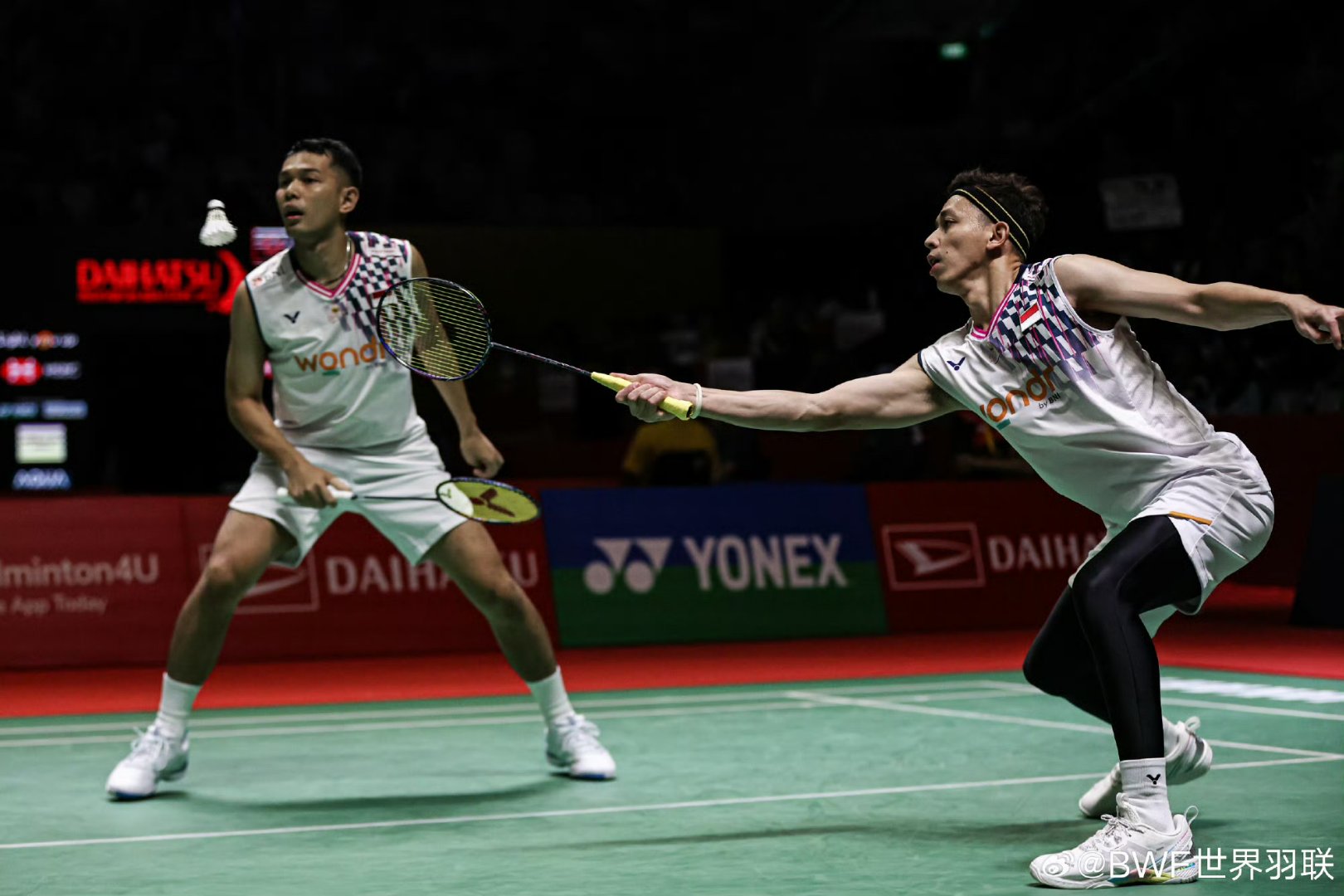 IM体育-印度羽毛球队碾压英格兰羽毛球队，安赛龙爆发神勇的简单介绍