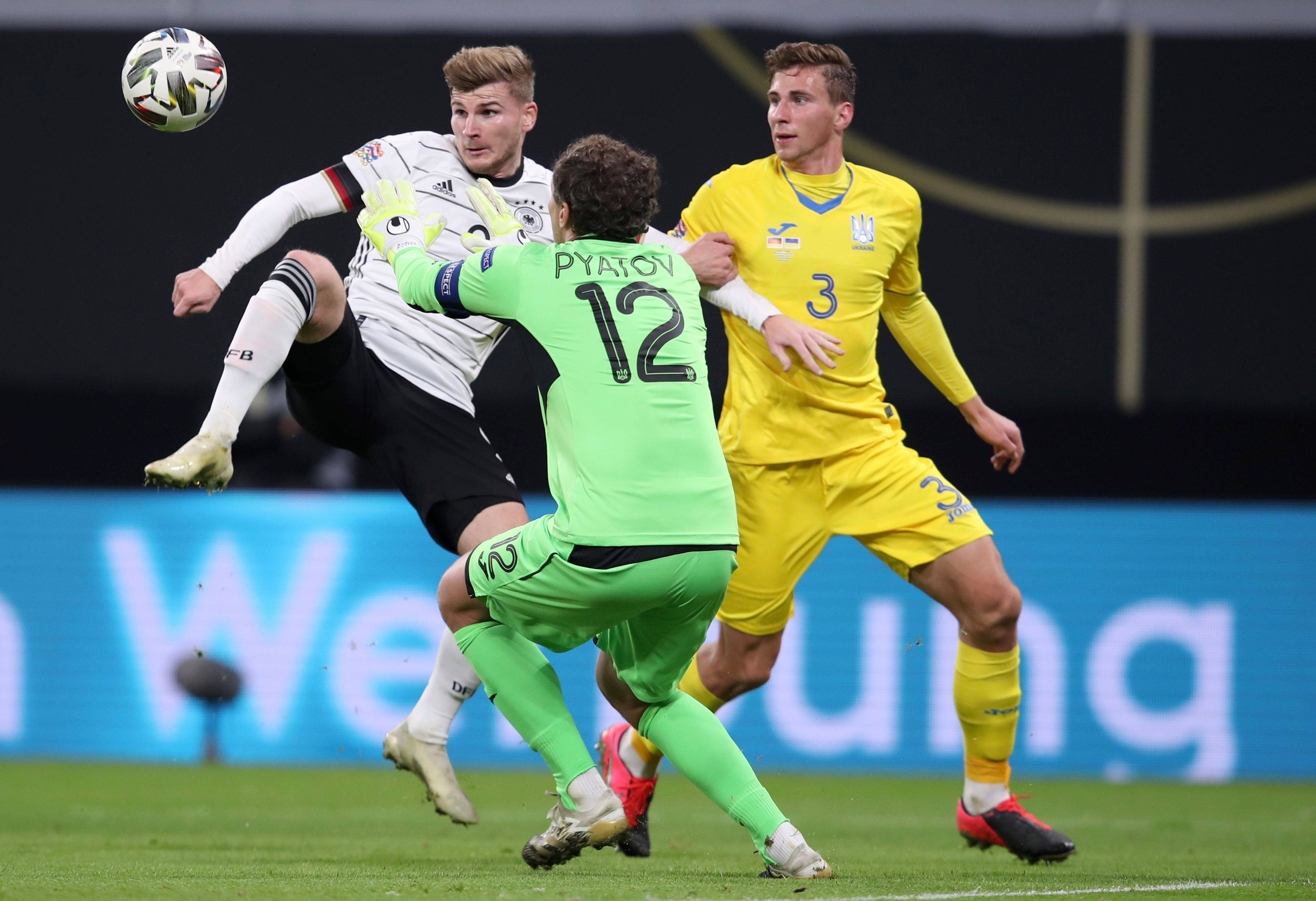 IM体育平台-包含乌克兰队胜出，成功挺进欧洲杯决赛阶段！的词条