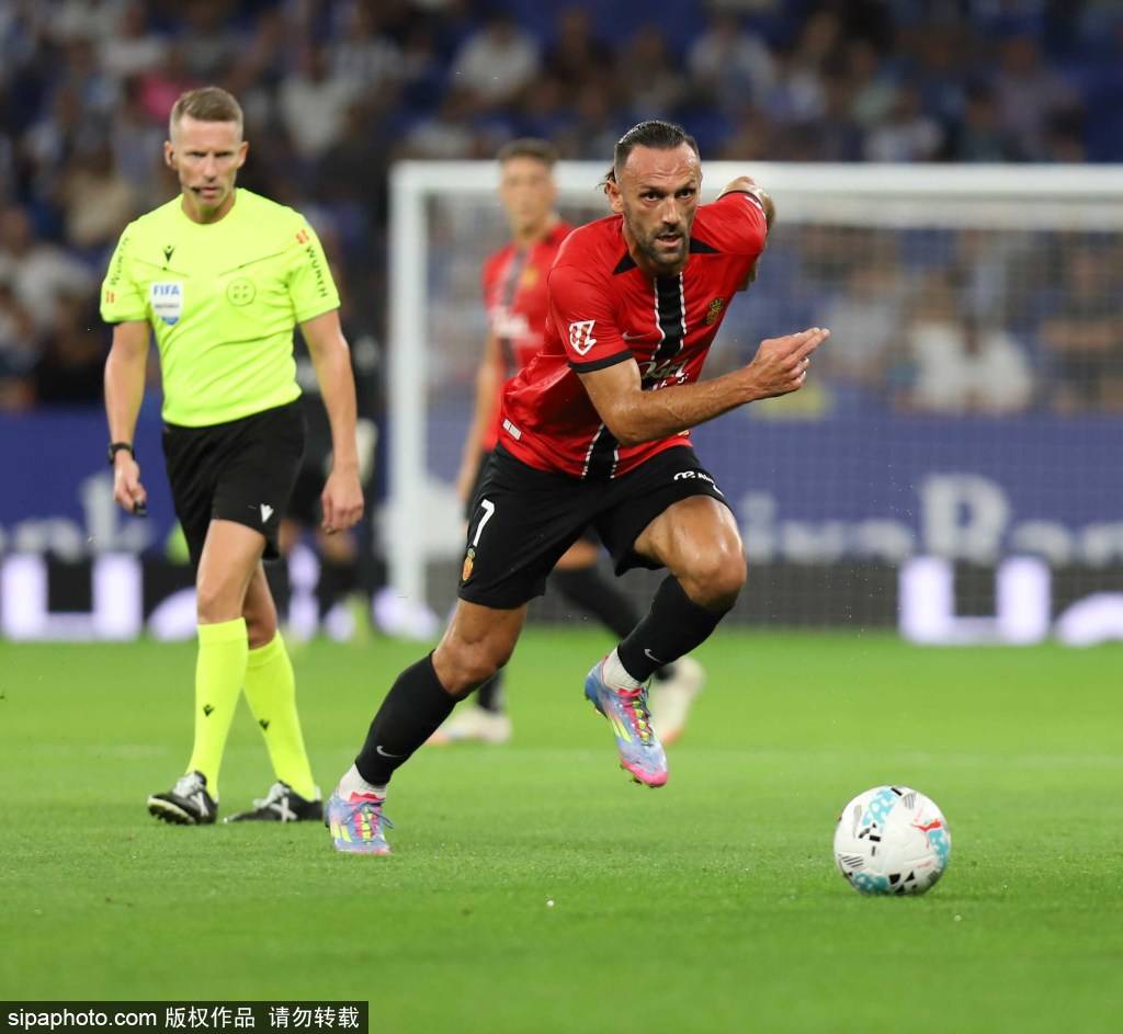 IM体育官方网-关于瓦伦西亚客场战平阿尔梅里亚，难分胜负的信息