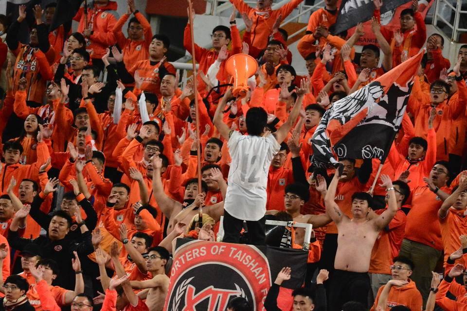 IM体育动画直播通道-足球赛事战火渐烈，冠军尘埃落定！的简单介绍