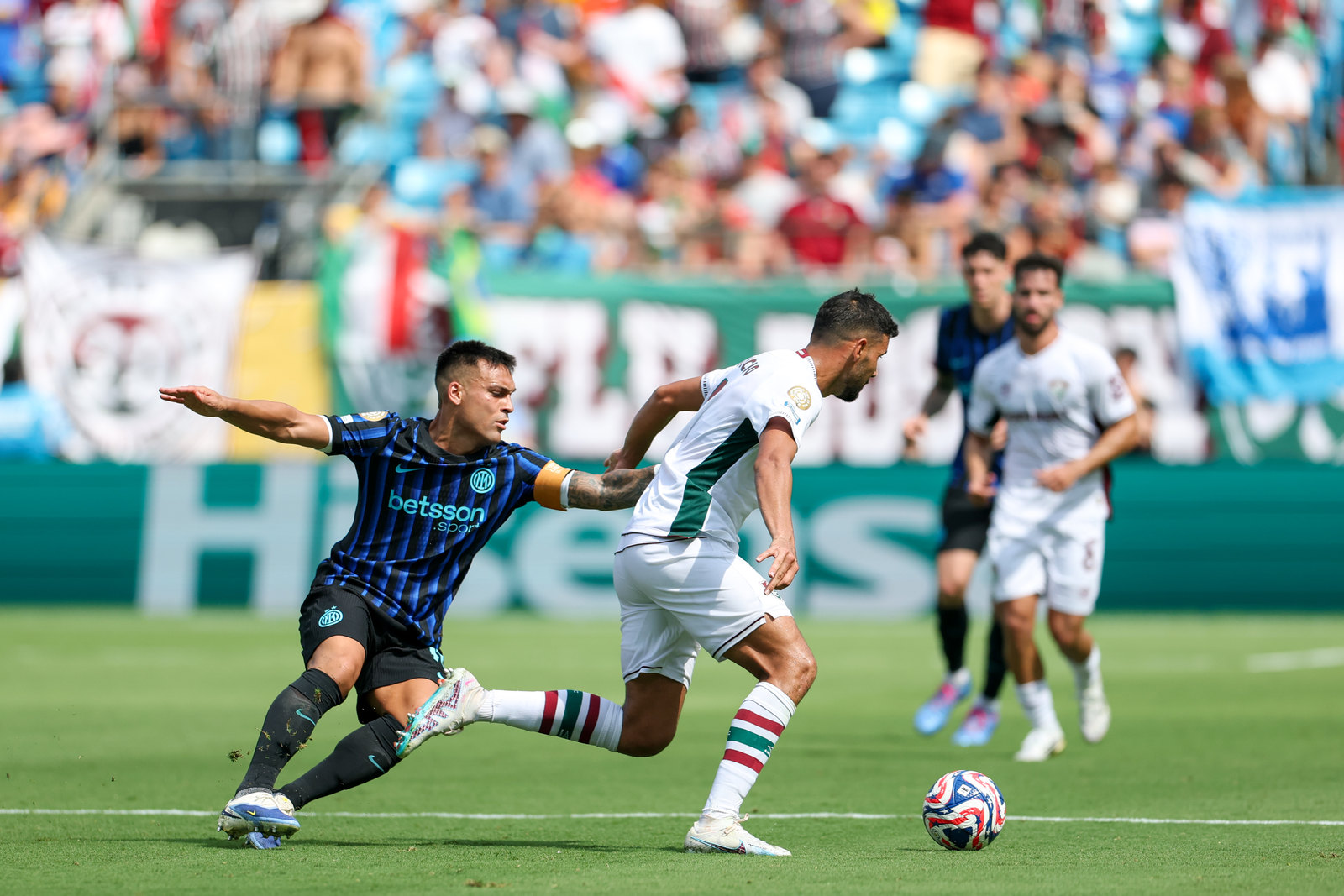 IM体育社区互动入口-国米客场遭遇创纪录失利，争冠前景蒙上阴影的简单介绍