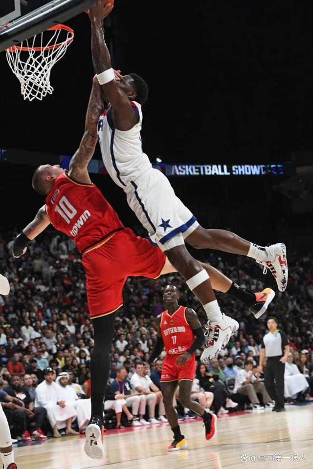 IM体育社区互动入口-美国男篮轻松获胜，晋级四强