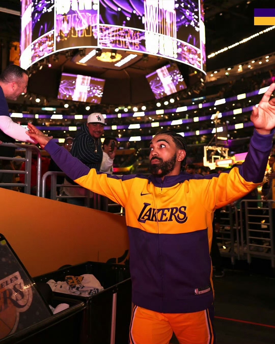 IM体育官网入口-凯尔特人队战术调整逐渐显效,望重返巅峰!的简单介绍