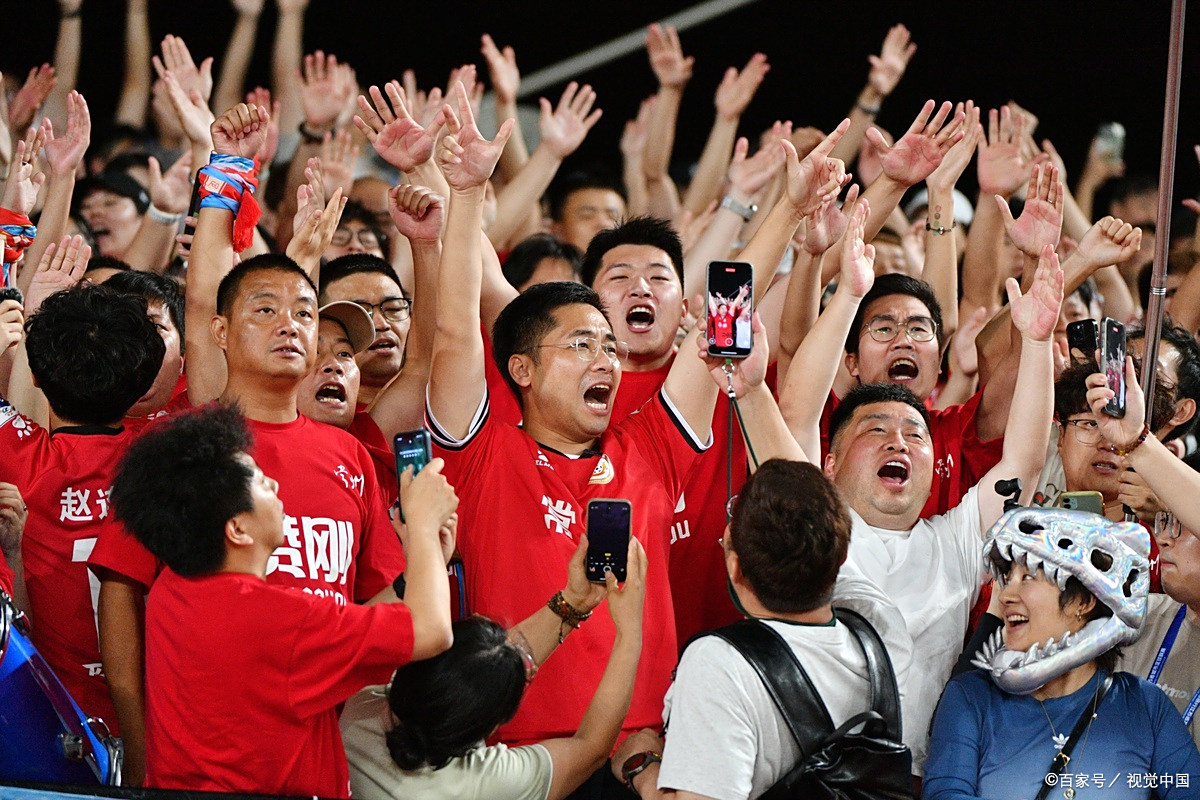 IM Sport-世界杯热火朝天，全球球迷瞩目焦点赛事